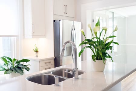 White kitchen home renovation niagara